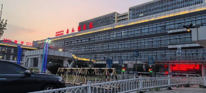 Featured image of post 南太湖医院3楼整形美容中心软装与广告施工完毕